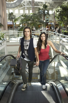 Nina Dobrev pic #410742