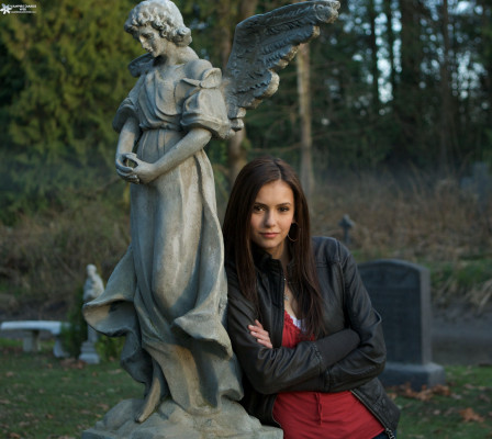 Nina Dobrev pic #303686