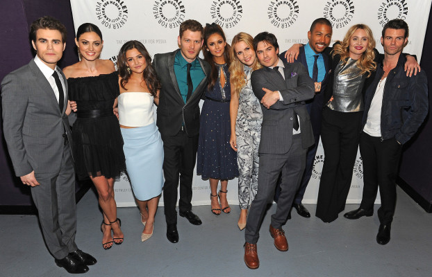 Nina Dobrev pic #683052