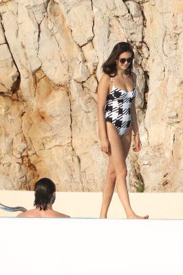 Nina Dobrev pic #1138767