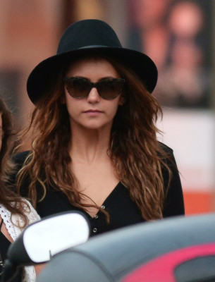 Nina Dobrev pic #715285
