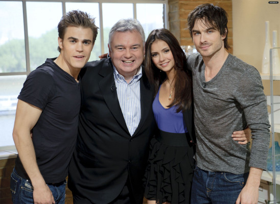 Nina Dobrev pic #883978