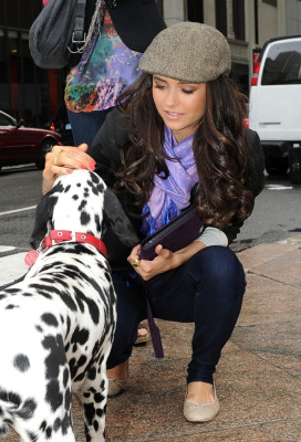 Nina Dobrev pic #486439