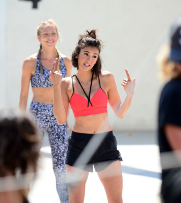 Nina Dobrev pic #946480