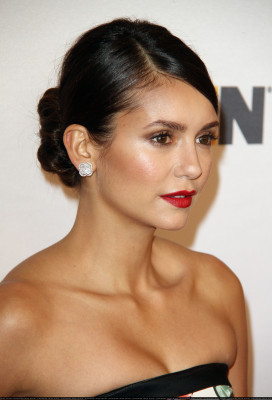 Nina Dobrev pic #895249