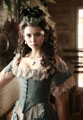 Nina Dobrev pic #692521