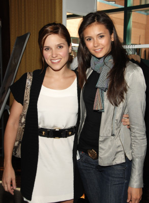 Nina Dobrev pic #376993