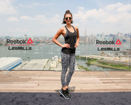 Nina Dobrev pic #951892