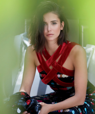 Nina Dobrev pic #959396