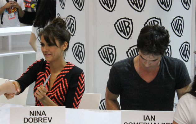 Nina Dobrev pic #730933