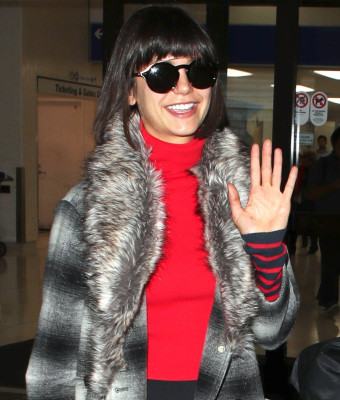Nina Dobrev pic #983710