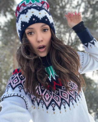 Nina Dobrev pic #1296237