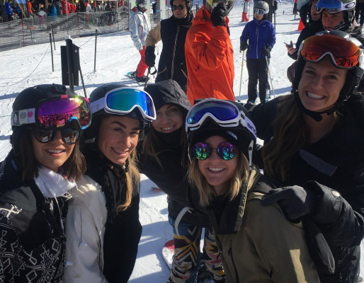 Nina Dobrev pic #996130