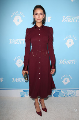 Nina Dobrev pic #964405