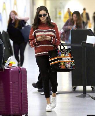 Nina Dobrev pic #1184160
