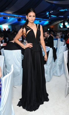 Nina Dobrev pic #454612