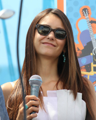 Nina Dobrev pic #511328