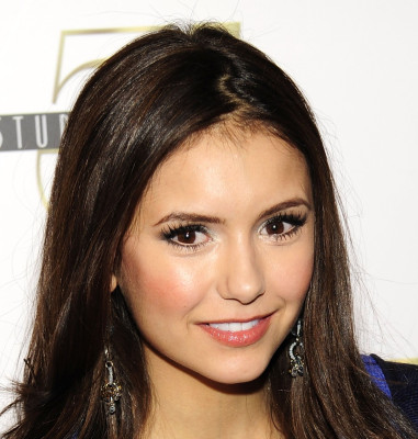 Nina Dobrev pic #302033