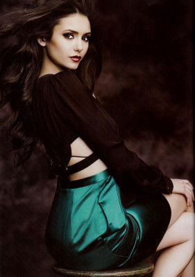 Nina Dobrev pic #351171
