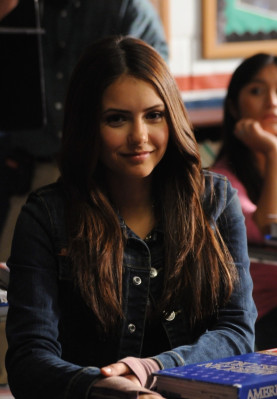 Nina Dobrev pic #418130