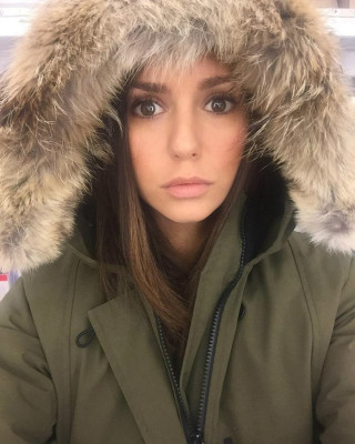 Nina Dobrev pic #845070