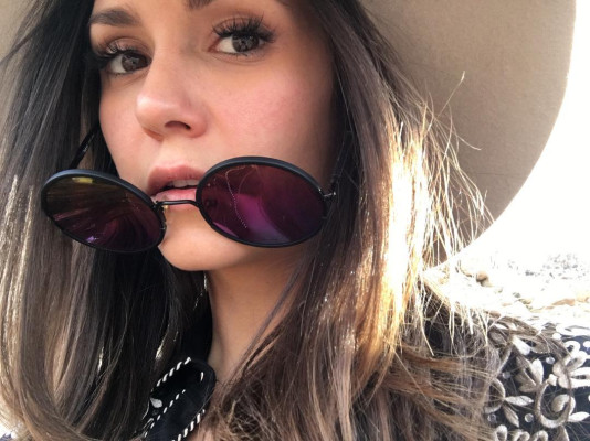 Nina Dobrev pic #840139