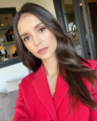 Nina Dobrev pic #1295685