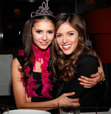 Nina Dobrev pic #486427