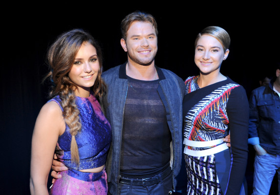 Nina Dobrev pic #723175