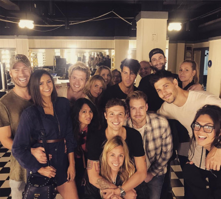 Nina Dobrev pic #957777