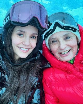 Nina Dobrev pic #1296214