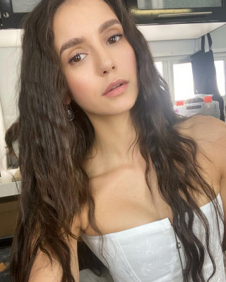 Nina Dobrev pic #1296213