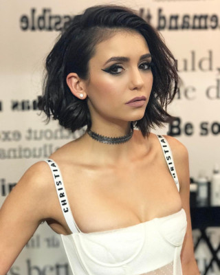 Nina Dobrev pic #913712