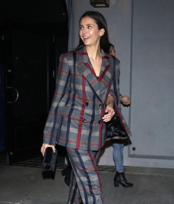 Nina Dobrev pic #1200238