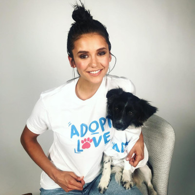 Nina Dobrev pic #1083466