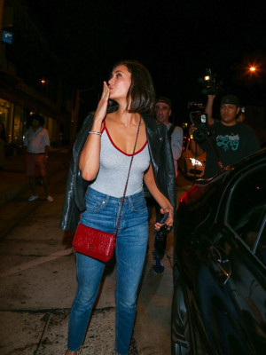 Nina Dobrev pic #957774