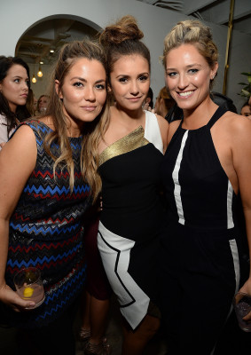 Nina Dobrev pic #755036