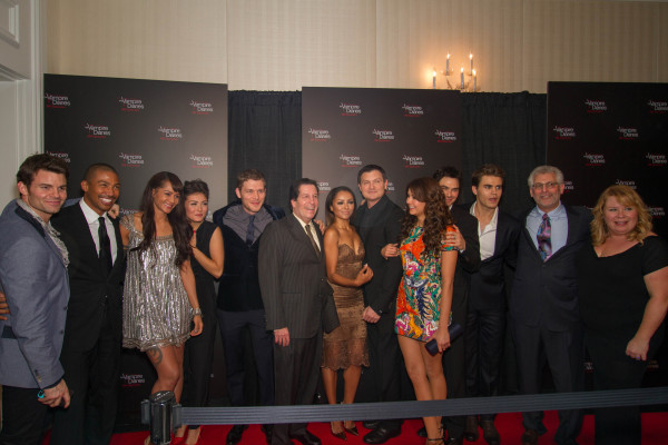 Nina Dobrev pic #647685