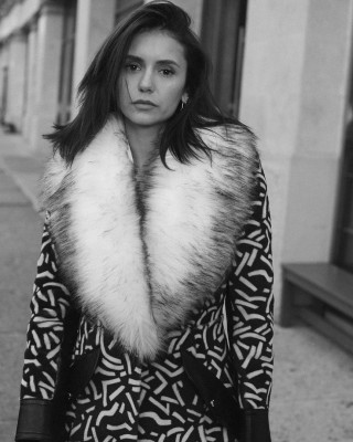 Nina Dobrev pic #1112439