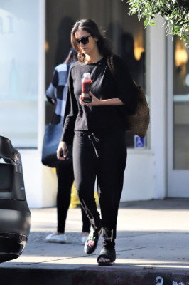 Nina Dobrev pic #1179595