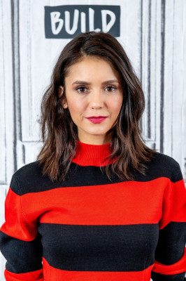 Nina Dobrev pic #1114883