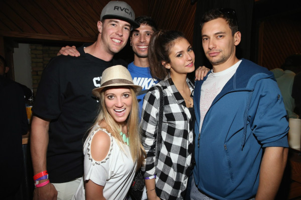 Nina Dobrev pic #766818