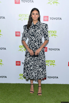 Nina Dobrev pic #1182162