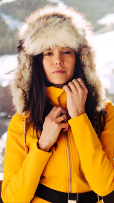 Nina Dobrev pic #1202225