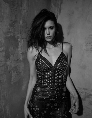 Nina Dobrev pic #999448