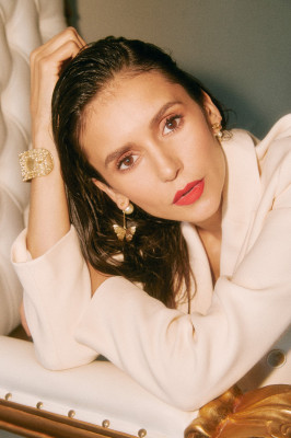Nina Dobrev pic #1287853