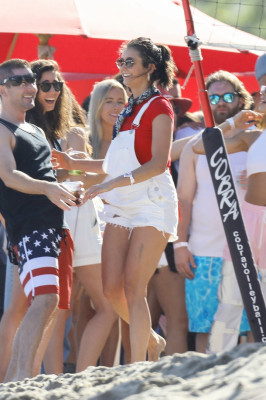 Nina Dobrev pic #1158116