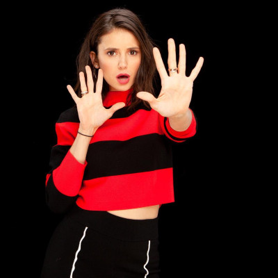 Nina Dobrev pic #1114889
