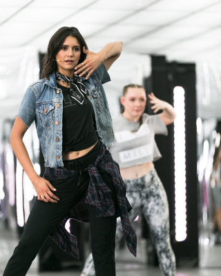 Nina Dobrev pic #1083207