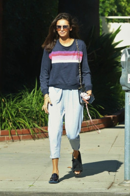 Nina Dobrev pic #1179677